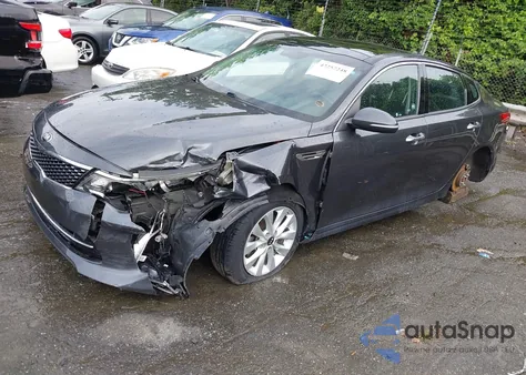 2018 Kia Optima S из США, поврежденный, VIN 5XXGT4L37JG241900